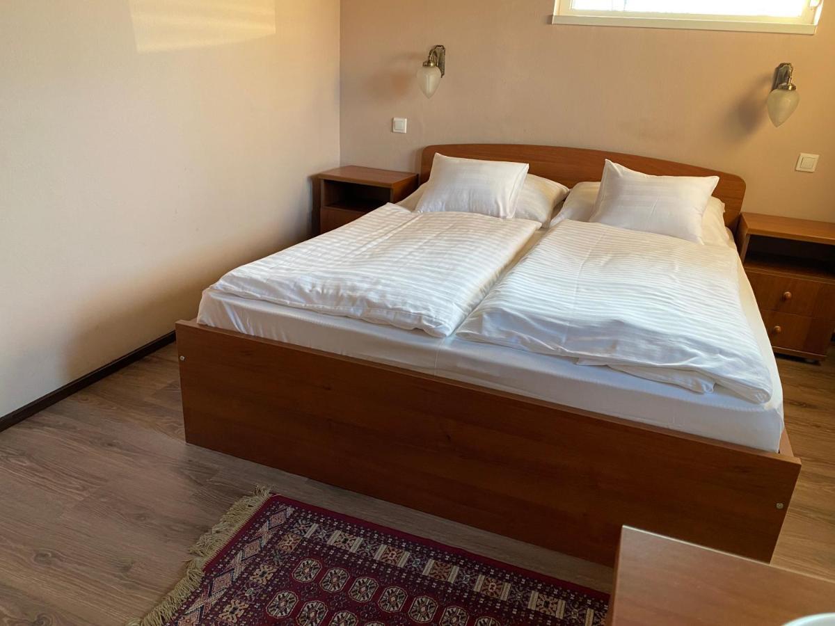 Aurora Panzio Bed & Breakfast Buk Ngoại thất bức ảnh