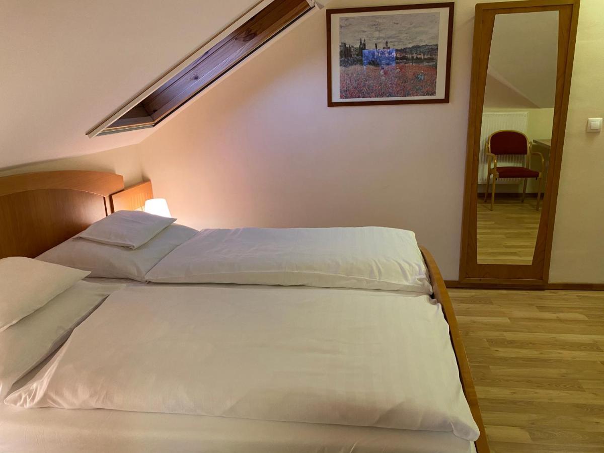 Aurora Panzio Bed & Breakfast Buk Ngoại thất bức ảnh