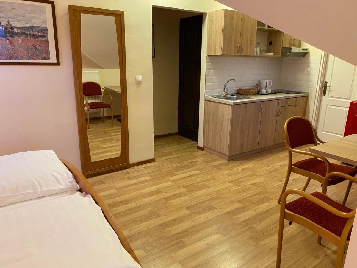 Aurora Panzio Bed & Breakfast Buk Ngoại thất bức ảnh